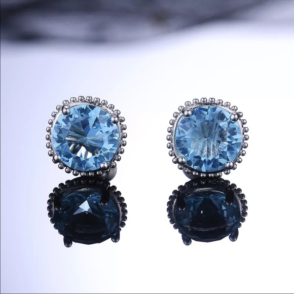 New 925 Silver Beautiful Round Zircon Stud Earrings - Picture 2 of 5
